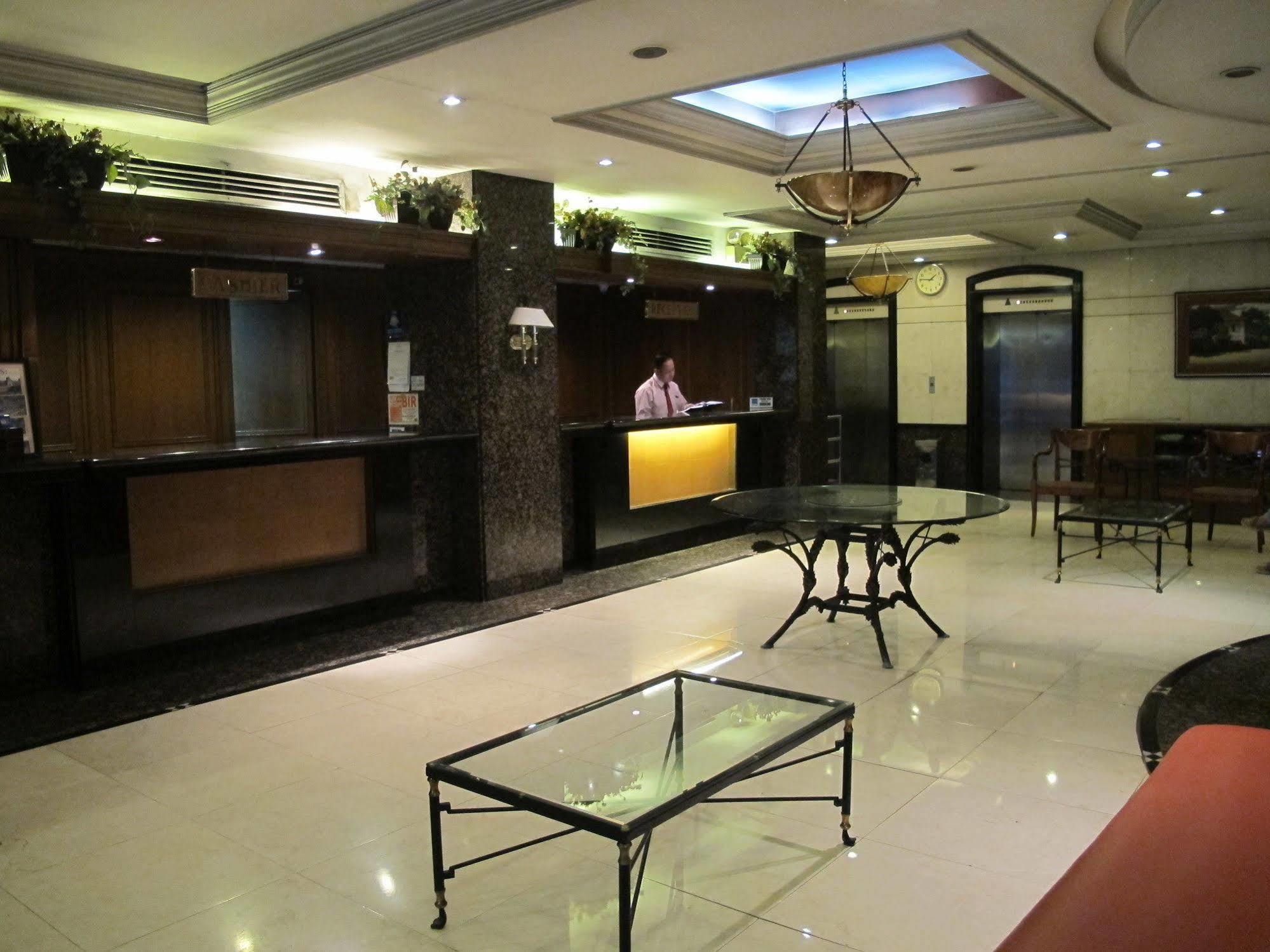 Mabini Mansion Hotel & Residential Suites 马尼拉 外观 照片